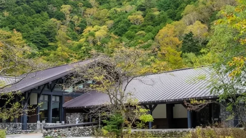 Kamikochi Visitor Center(1)