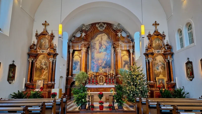 Kapuzinerkirche – Imperial crypt nearby(3)