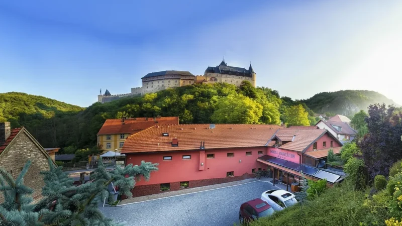Karlštejn Village – Traditional local village(3)