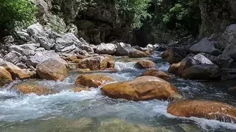 Karpenisiotis_River_03
