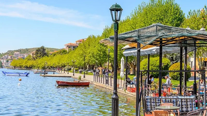 Kastoria_Town_05