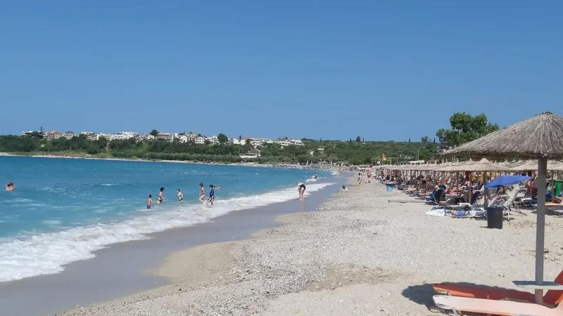 Kastrosykia_Beach_03