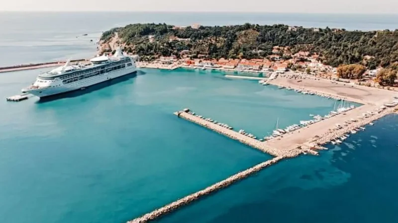Katakolo_Port_01