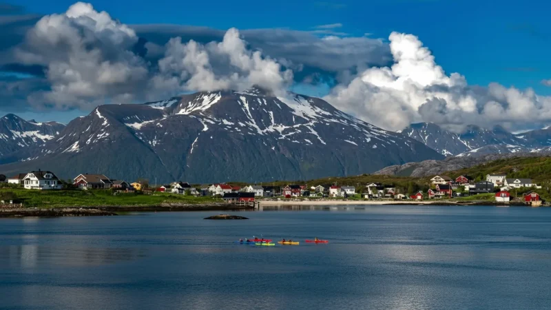 Kayaking Areas – Calm Paddling Spots(6)