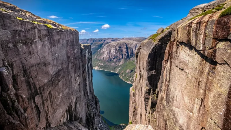 Kjerag – Quiet Plateau Areas (Calm High-Mountain Zones)(4)