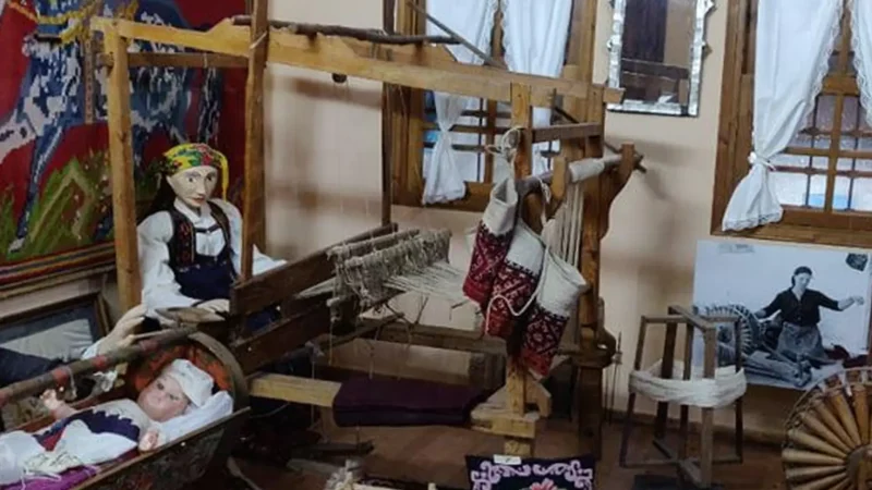Kozani_Folklore_Museum_03