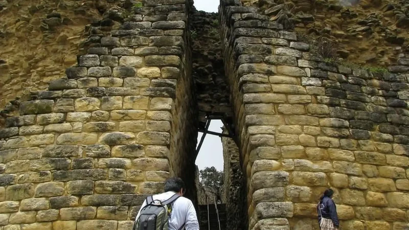 Kuelap_Access_Point_–_Gateway_to_the_ancient_fortress__04