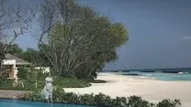 Kulhudhuffushi Beach – A wide clean(1)