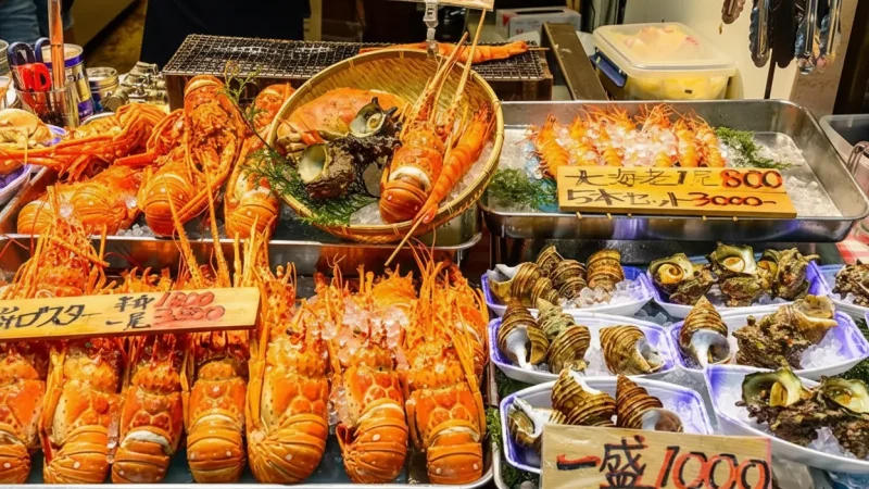 Kuromon Ichiba Market – Food & seafood market(5)
