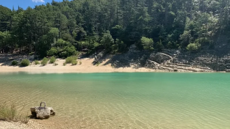 Lac du Paty – Small Peaceful Lake(5)