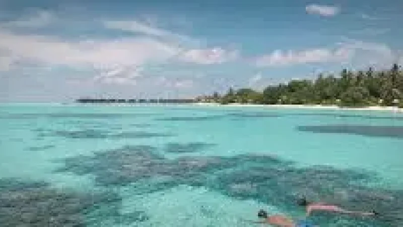 Lagoon Viewpoint – Calm turquoise wat(1)