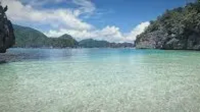 Lagoon Viewpoint – Calm turquoise waters for relaxi(3)