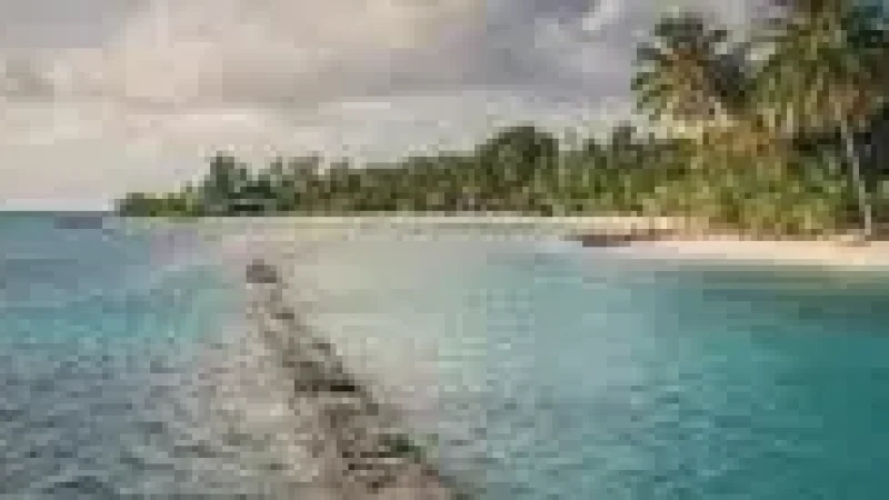 Lagoon Viewpoint – Clear turquoise shallow(1)