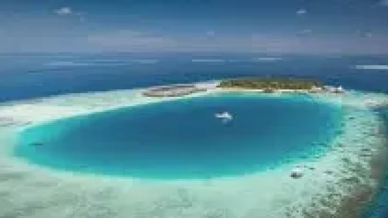 Lagoon Viewpoint – Clear turquoise(1)