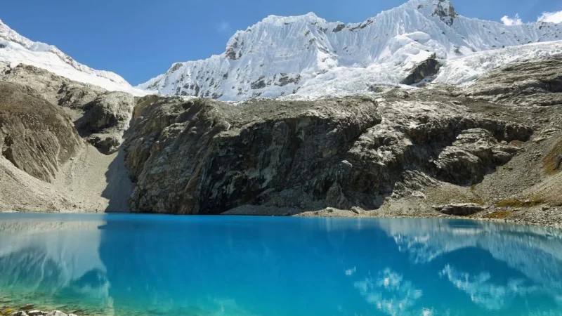 Laguna_69_Access_–_Popular_high-altitude_lake_trail__02