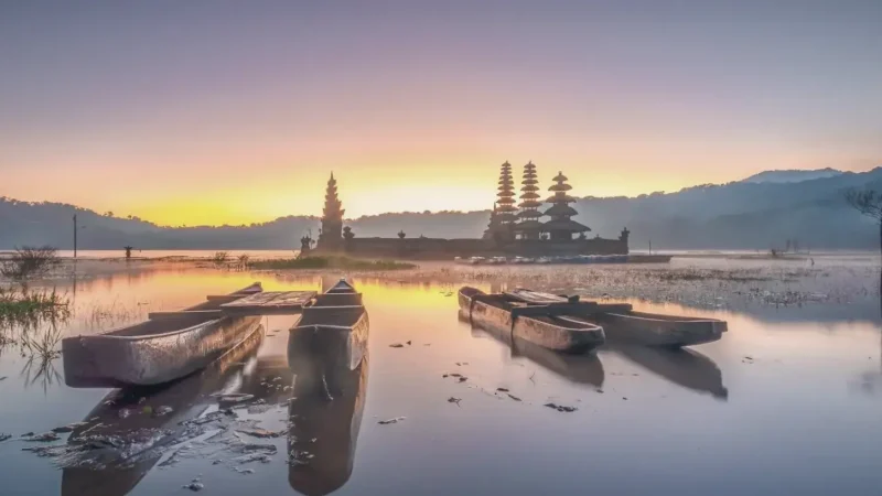 Lake Tamblingan(1)