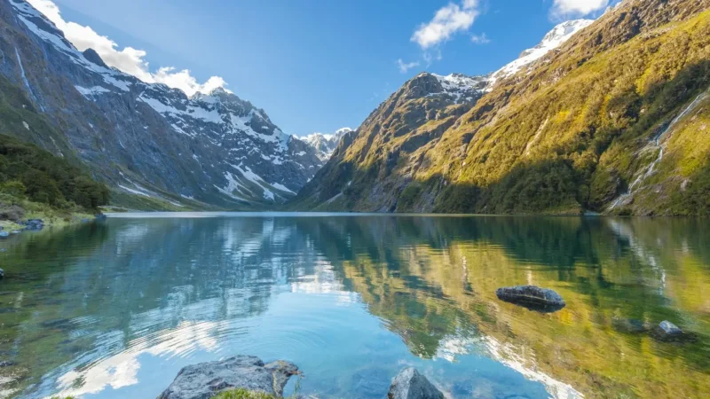Lake_Marian_тАУ_Alpine_lake_hike_03