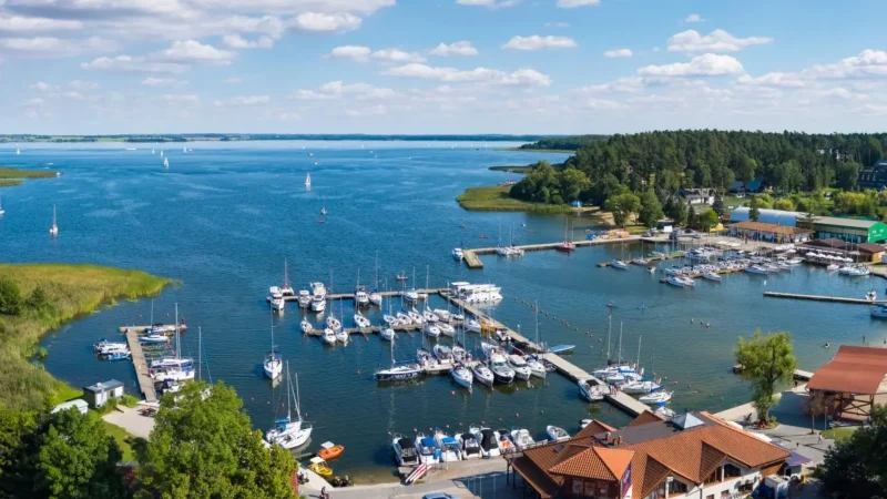 Lake_Niegocin_01