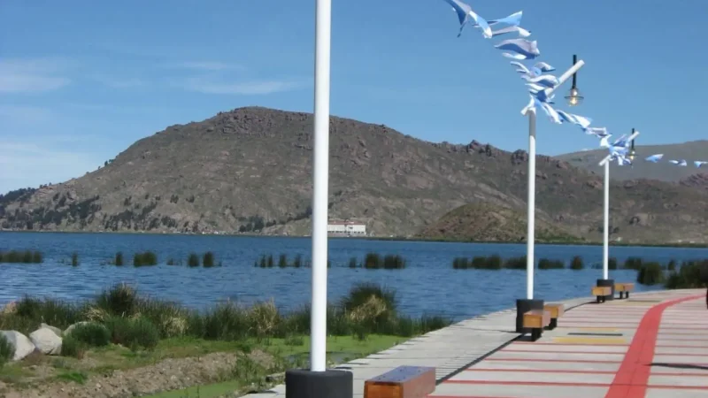 Lakeside_Parks_–_Relaxation_areas_near_the_water__04