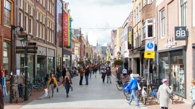 Langestraat_Shopping_Street_06