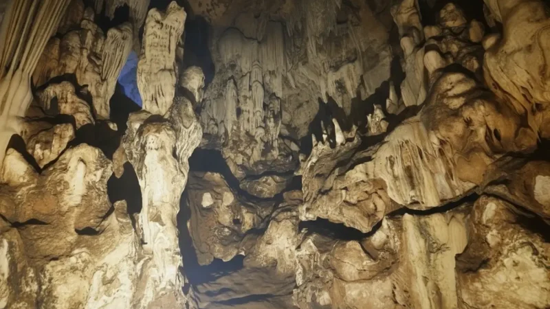 Lawa Cave(1)
