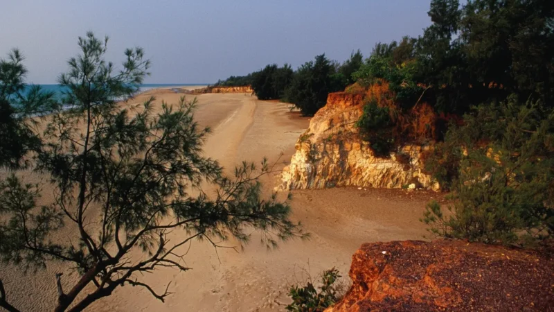 Lee Point Beach – Quiet coastal area(4)