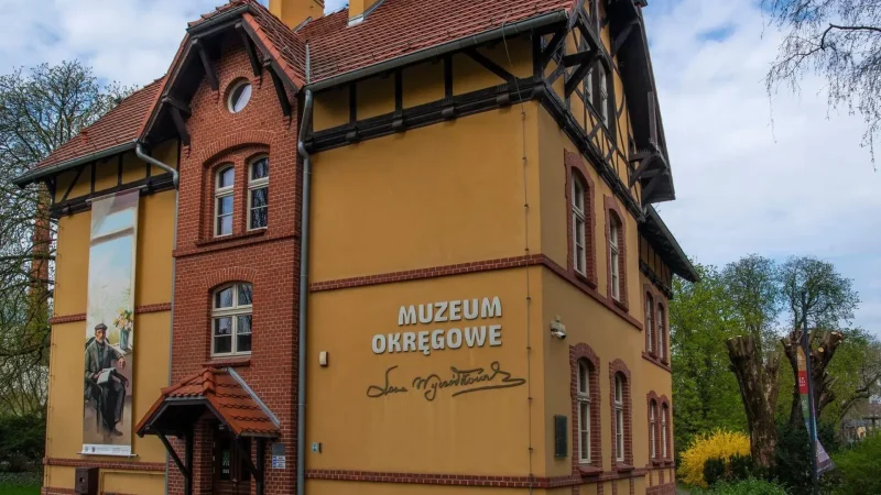Leon_Wyczółkowski_Museum_04