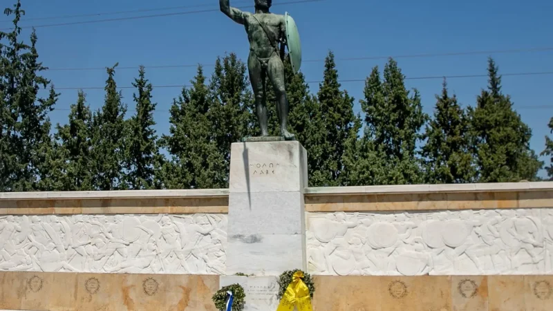 Leonidas_Monument_03
