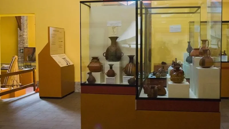 Leymebamba_Museum_–_Archaeological_collections__03