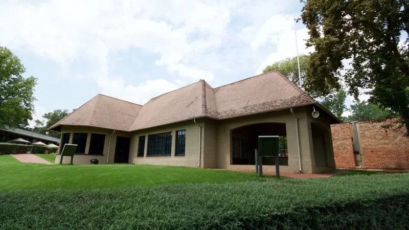 Liliesleaf_Farm_тАУ_Anti-apartheid_history_site_01