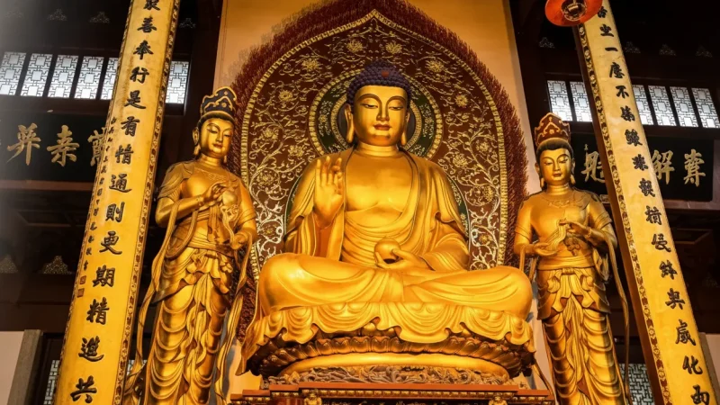 Lingyun Temple – Historic temple near the statue(6)