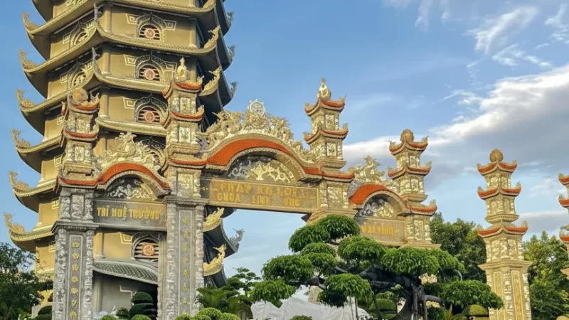 Linh Phuoc Pagoda(4)