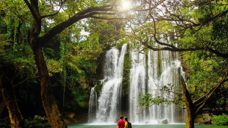 Llanos de Cortés Waterfall (1)