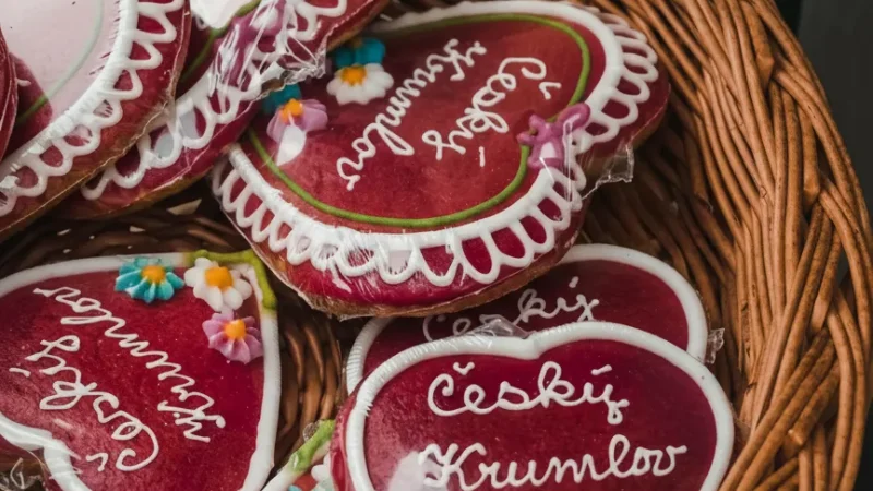 Local Craft Shops – Handmade souvenirs(3)