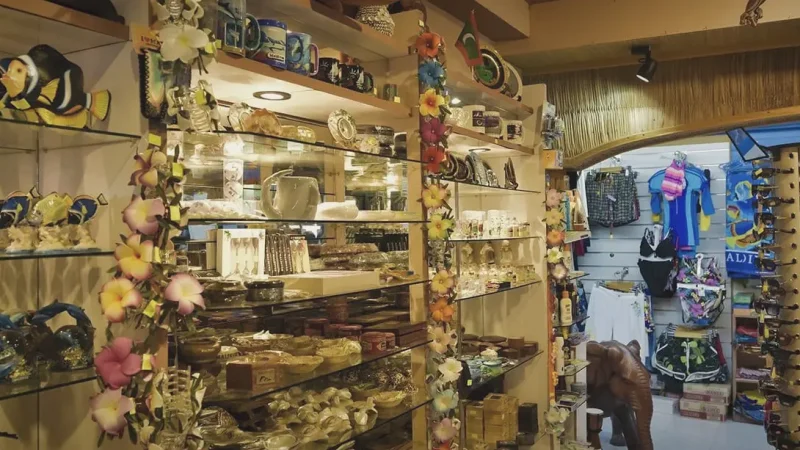 Local Handicraft Shops – Maldivian crafts(5)