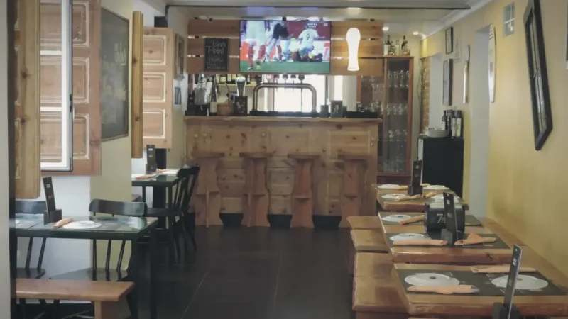 Local Restaurants – Traditional Portuguese meals(6)