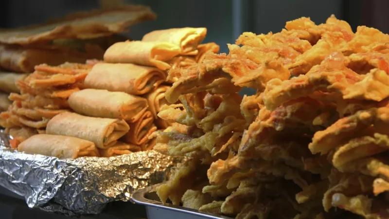 Local Snack Streets – Traditional food stalls(1)