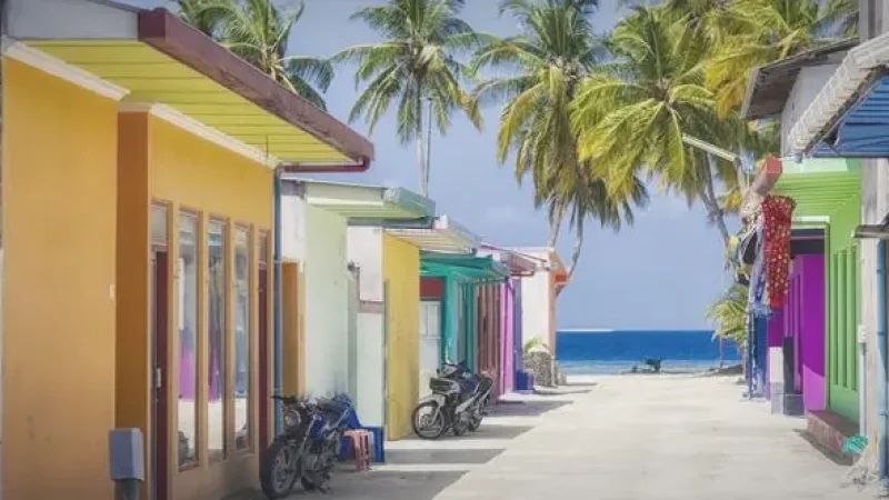 Local Streets & Shops – Cultural village(6)