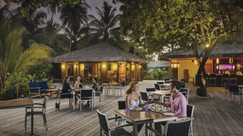 Local-Style Café Area(1)