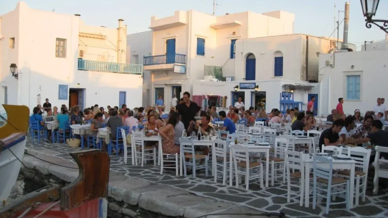 Local_Tavernas_01