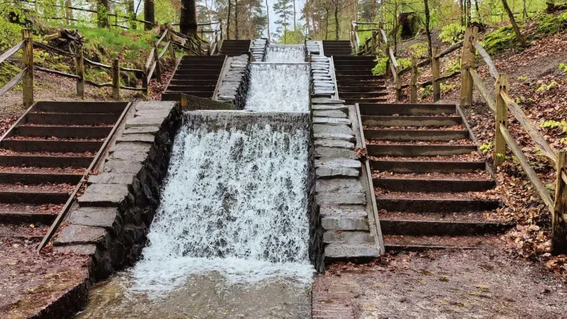 Loenen_Waterfalls_(Loenense_Waterval)_02