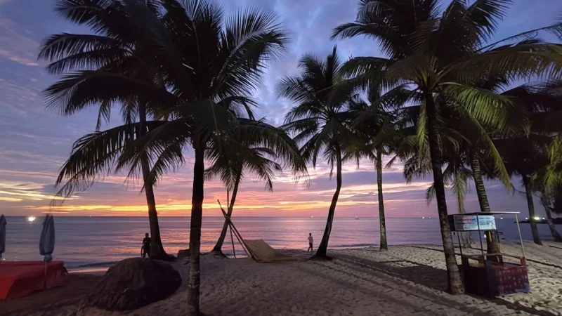 Long Beach – Calm sandy beach ideal for swimming(3)