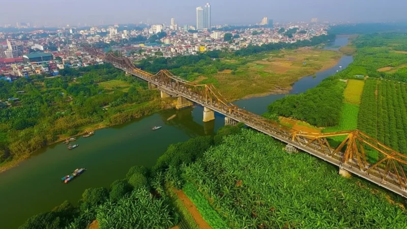 Long Bien Bridge – River Viewpoint(6)