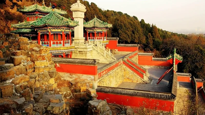 Longevity Hill – Elevated Views & Temples(1)