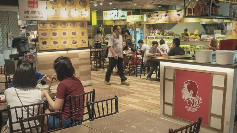 Lot 10 Shopping Centre – Trendy mall(4)