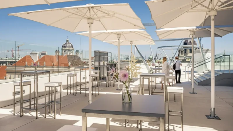 MQ Café Areas – Outdoor Seating & Local Cafés(3)