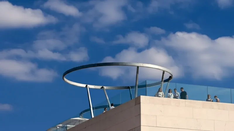 MQ Libelle Rooftop – City Views & Open Terrace(2)