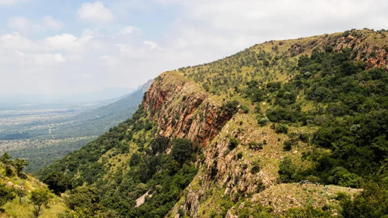 Magaliesberg_Mountains_тАУ_Scenic_hikes_and_viewpoints_03