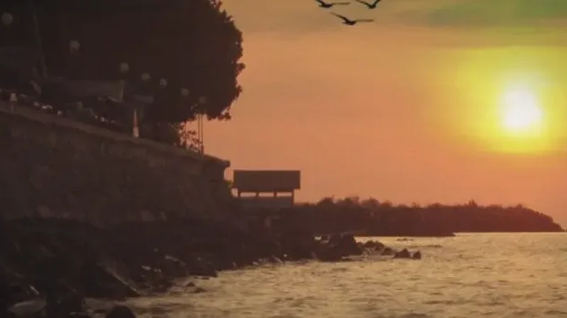 Malalayang Beach(2)