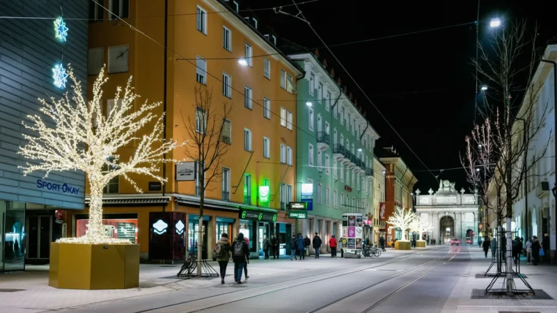 Maria-Theresien-Strasse – Central shopping street(6)